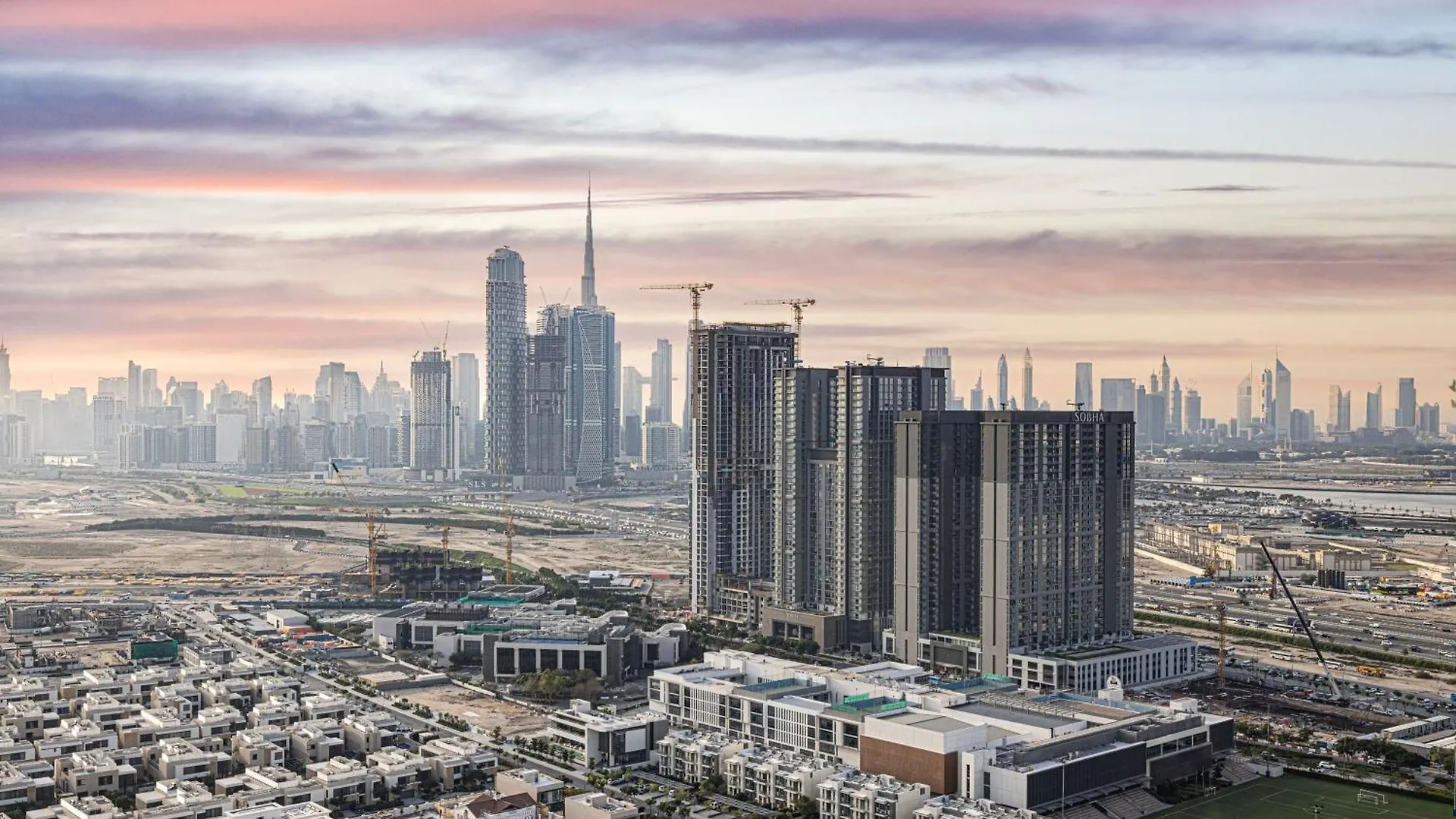 Apartment Easemytrip - Sobha Waves Luxury, 1Br Apt With Burj Khalifa View Dubai United Arab Emirates