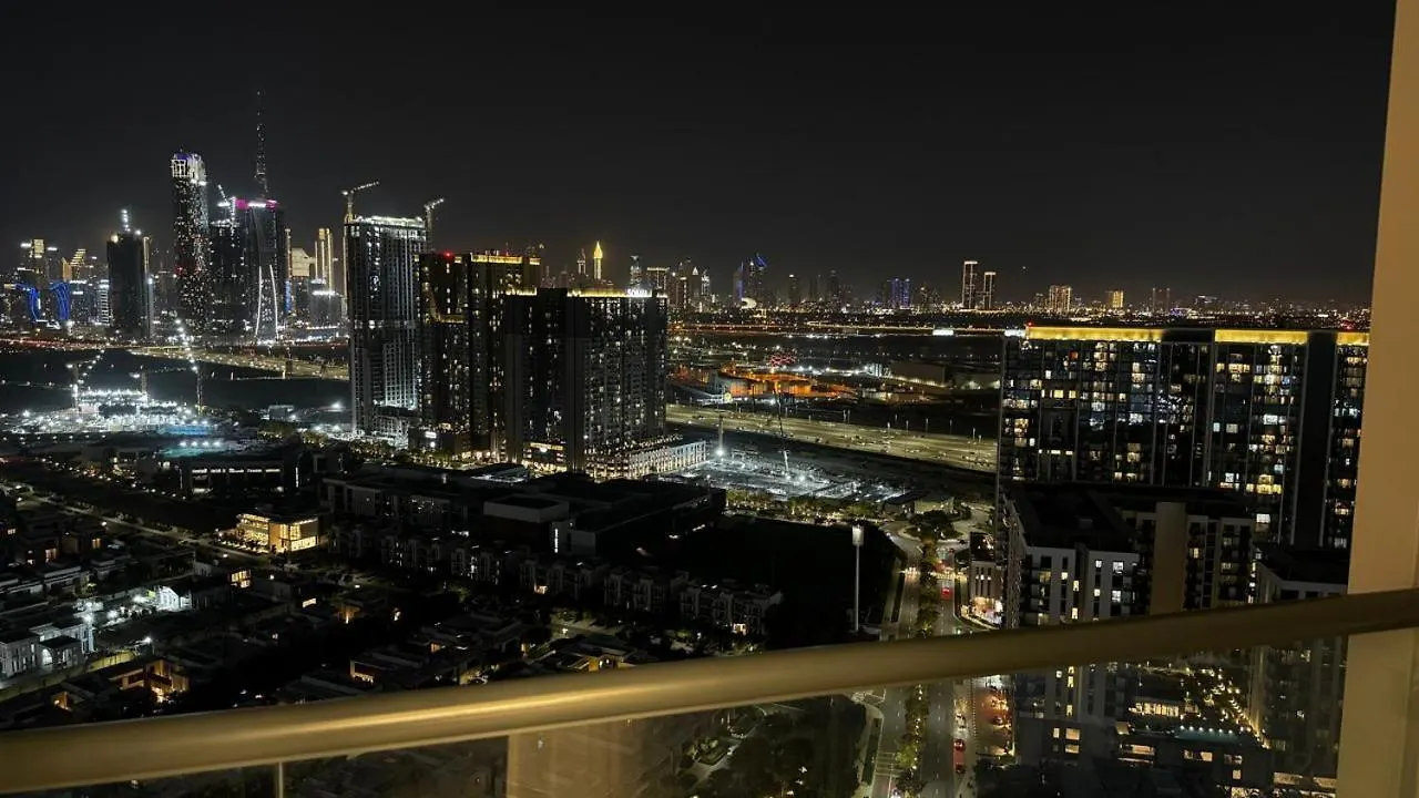 Easemytrip - Sobha Waves Luxury, 1Br Apt With Burj Khalifa View Dubai Apartment