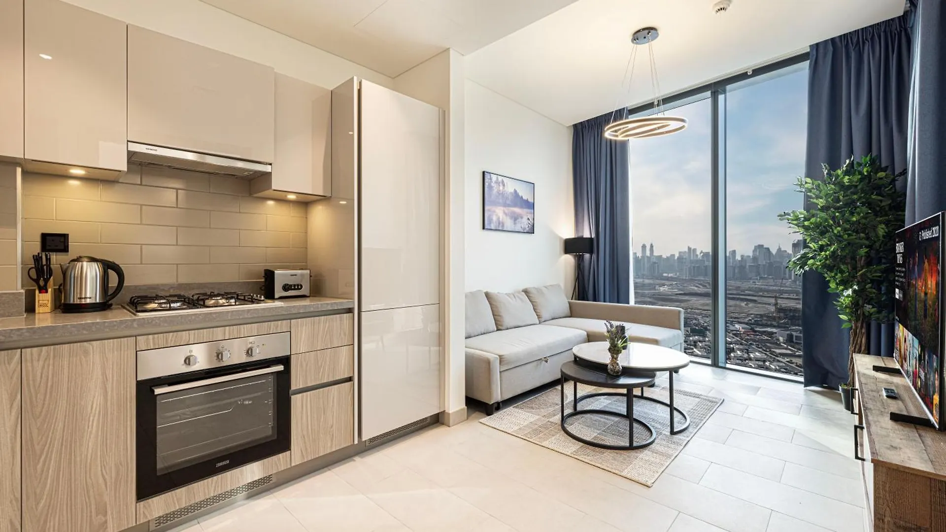 Easemytrip - Sobha Waves Luxury, 1Br Apt With Burj Khalifa View Dubai