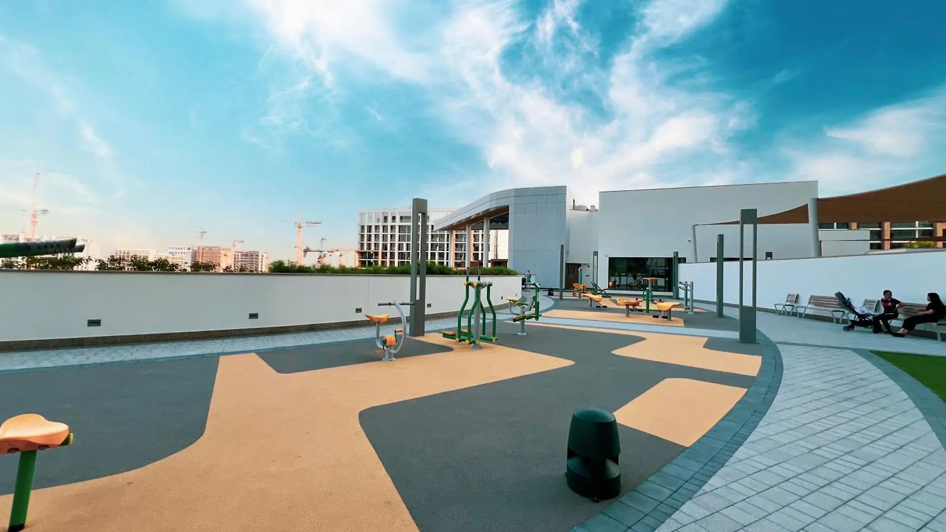 Easemytrip - Sobha Waves Luxury, 1Br Apt With Burj Khalifa View Dubai